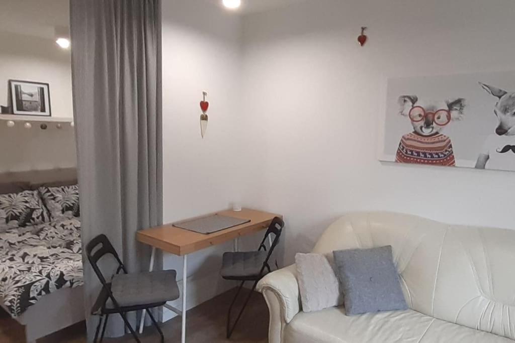 Lemuria Apartament Szkolna Centrum Legnica Eksteriør billede